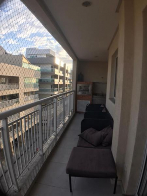 Mediterrâneo 507 - Todo Equipado, Suíte com Ar Split, Churrasqueira na Varanda, Internet 240MB WiFi, Estacionamento Grátis, a 1 Km das Praias